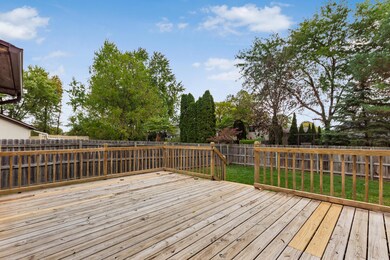 Huge Deck!