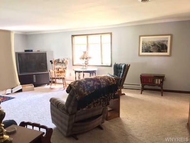 2702 Homeyer Rd, North Tonawanda, NY 14120 - photo 4