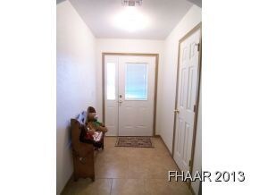 560 Whispering Oaks Dr, Copperas Cove, TX 76522 - photo 2