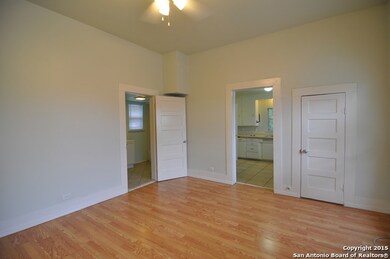 712 Marshall St unit B, San Antonio, TX 78212 - photo 6