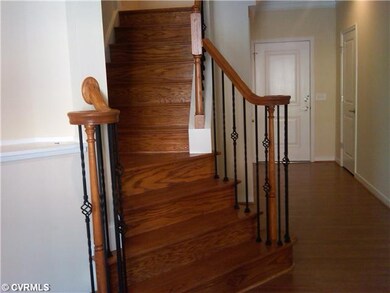 Foyer - Sample picture. Beautiful entrance with tu