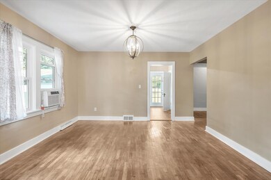 863 E Michigan Ave, Marshall, MI 49068 - photo 7