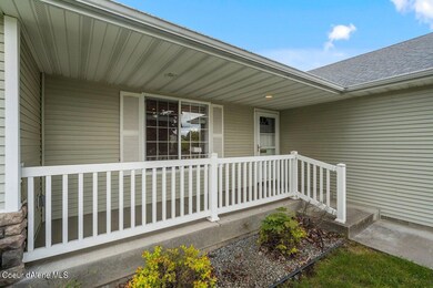 004-8832NHandlerDr-Hayden-ID-83835-SMALL