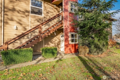 300 Homestead Blvd unit 104, Lynden, WA 98264 - photo 3