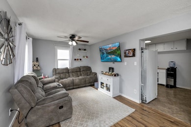 4462 NE 27th St, Des Moines, IA 50317 - photo 6