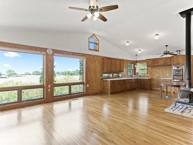 280 Division Ln, Poolville, TX 76487 - photo 6