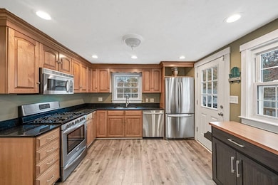 101 Belmont St, Weymouth, MA 02188 - photo 3