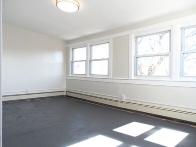 17 Sewall St unit 3, Somerville, MA 02145 - photo 6