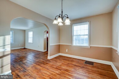 307 Commerce St, Waynesboro, PA 17268 - photo 5