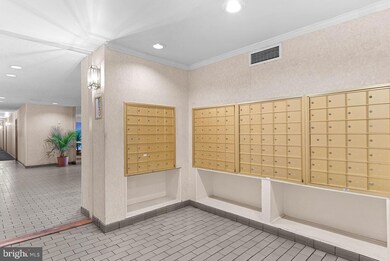 The Pavilion on the Park unit 1118, Alexandria, VA 22304 - photo 4