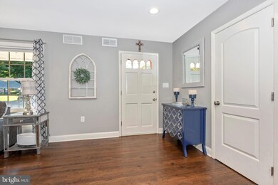 7902 Clearfield Rd, Frederick, MD 21702 - photo 2