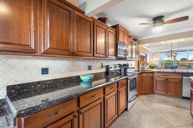 22 Royal Palm Way unit 402, Boca Raton, FL 33432 - photo 7