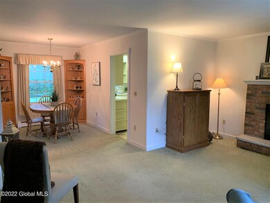 10 Orchard Dr, Schenectady, NY 12302 - photo 4