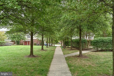 42791 Smallwood Terrace, Chantilly, VA 20152 - photo 4