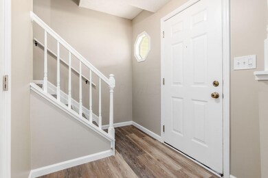 732 Cherrymonte Dr, Columbus, OH 43228 - photo 5