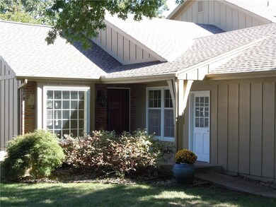 9917 Edelweiss Cir, Shawnee, KS 66203 - photo 3