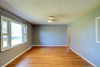 hardwood floors in Living room