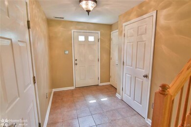 4604 Jasmine Dr, Center Valley, PA 18034 - photo 3