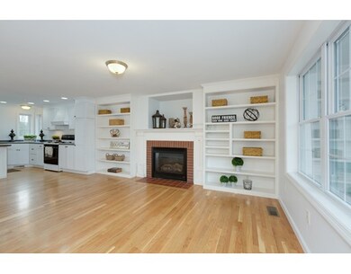 29 Meghan Ln unit 29, Dracut, MA 01826 - photo 4