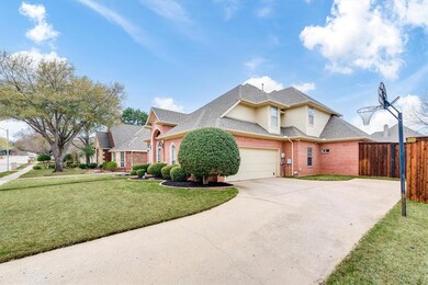 96 Bremen Dr, Hurst, TX 76054 - photo 4