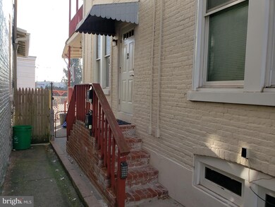 108 W Douglass St unit 2, Reading, PA 19601 - photo 3