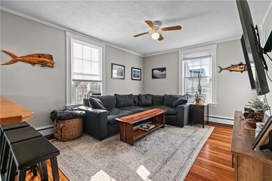 3 Dartmouth St unit 2, Newport, RI 02840 - photo 3