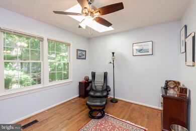 41 Flints Grove Dr, North Potomac, MD 20878 - photo 5