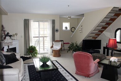 25 Hildred Dr, Burlington, VT 05401 - photo 2