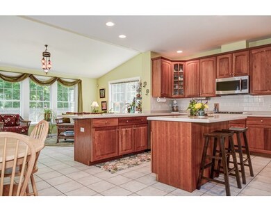 8 Chipper Dr, South Grafton, MA 01560 - photo 5