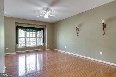 803 Col Edmonds Ct, Warrenton, VA 20186 - photo 5