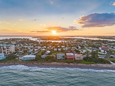 310 S Ocean Dr unit B, Fort Pierce, FL 34949 - photo 6