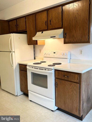 300 Chapel Ct, Walkersville, MD 21793 - photo 2