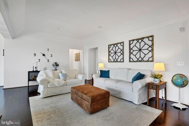 8611 Wintergreen Ct unit 402, Odenton, MD 21113 - photo 2