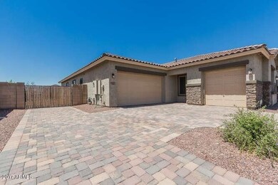 18275 W Sells Dr Goodyear AZ-small-006-7