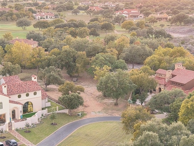 165 Plaza Escondido, Horseshoe Bay, TX 78657 - photo 2