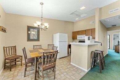 Kitchen/Dining