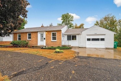 4010 Douglas Dr N, Minneapolis, MN 55422 - photo 3