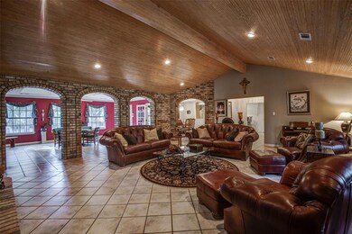 193 Amanda Way, Decatur, TX 76234 - photo 6