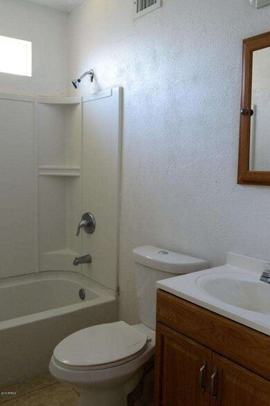 1065 bath