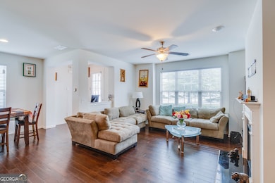 7808 Rutgers Cir, Fairburn, GA 30213 - photo 5