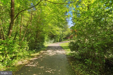 1445 Greenmont Ct, Reston, VA 20190 - photo 3