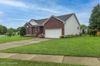 117 Aulbern Dr E, Mount Washington, KY 40047 - photo 2