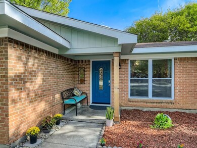 7704 Clenis Ln, North Richland Hills, TX 76180 - photo 5