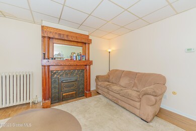 534 Hamilton St, Albany, NY 12203 - photo 3