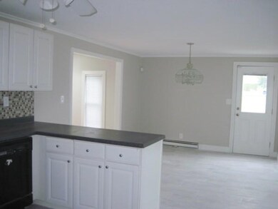 79 Line St, Feeding Hills, MA 01030 - photo 5