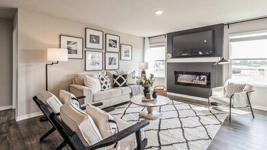 9627 Brighton Way SW, Cedar Rapids, IA 52404 - photo 4