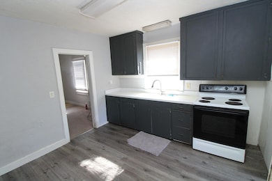 511 SE Riverside Ave, Grants Pass, OR 97526 - photo 7