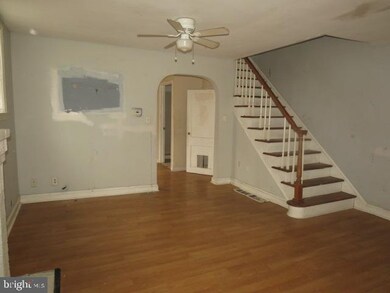 216 Hazel Ave, Folsom, PA 19033 - photo 4