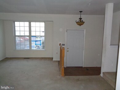 6910 Aquamarine Ct, Capitol Heights, MD 20743 - photo 6