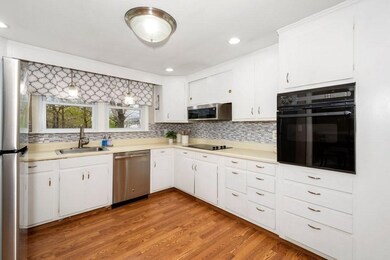 17 Mary Ann Dr, Worcester, MA 01606 - photo 5